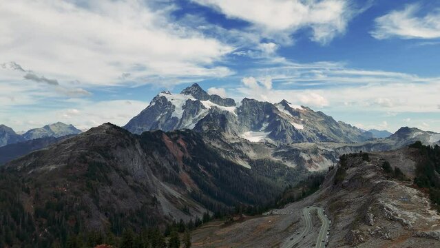 Mt Shuksan and the Shuksans Mt Baker Washington panning the horizon with fall 2023 leaves changing Baker still has snow