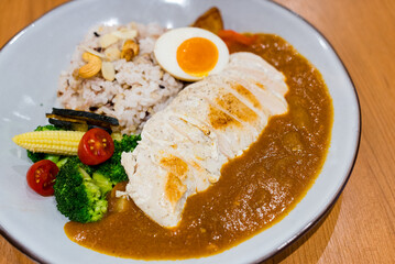 Curry chicken rice on the plate