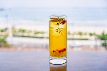 ソーダ　冷たい飲み物