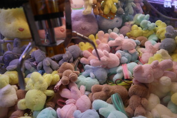 Claw machine design for leisure activity and healing