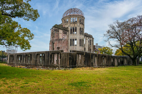 Atomic Bomb Dome (Genbaku Dome), Hiroshima Peace Memorial, UNESCO World Heritage Site, Hiroshima, Honshu