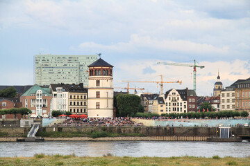 Fototapeta premium Düsseldorf, Altstadtpanorama