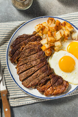 Healthy Breakfast Steak and Eggs
