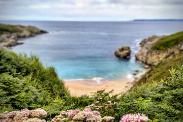Strand in der Bretagne, Frankreich