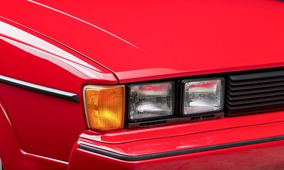 Passenger headlight