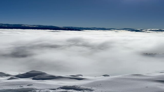&Uuml;ber den Wolken auf der Nordkette in Tirol