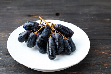 Purple Witch Finger Grapes or Sapphire Grape