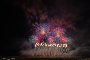 春の日本の花火