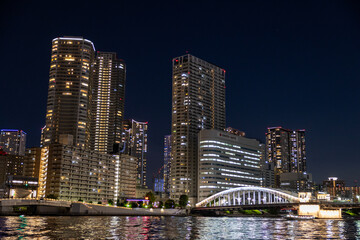 Naklejka premium 明石町側から見る勝鬨橋 夜