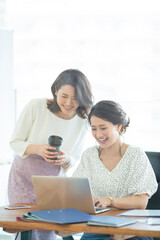 ビジネスウーマン