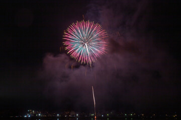 冬に打ち上げられる日本の花火