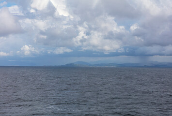 Obraz premium Norway landscape on a cloudy summer day