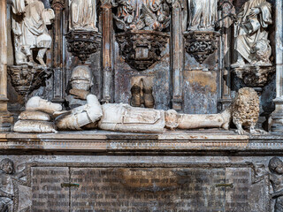 Tombs Santa Cruz Monastery Coimbra