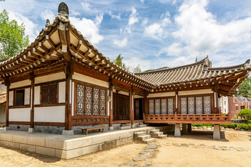 Obraz premium Traditional Korean Architectural Style Hanok Housing Landscape
