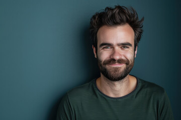 Obraz premium A close up portrait of a young man with a subtle smile