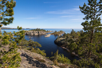 The coast of Lake Ladoga