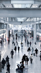 Obraz premium people walking in airport