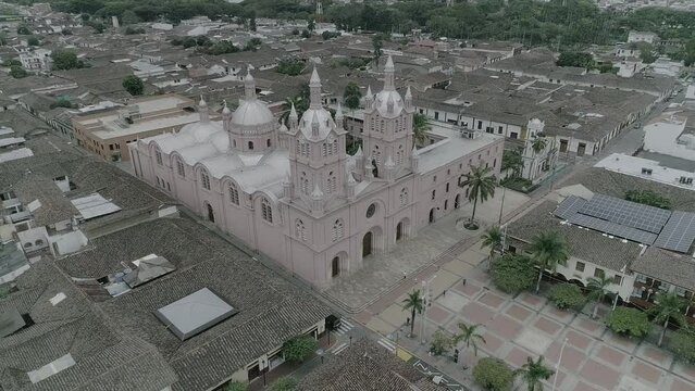 Buga, Valle del Cauca, Colombia. Iglesia bas&iacute;lica del se&ntilde;or de los Milagros