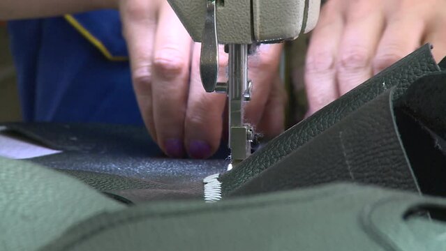 sew military boots
