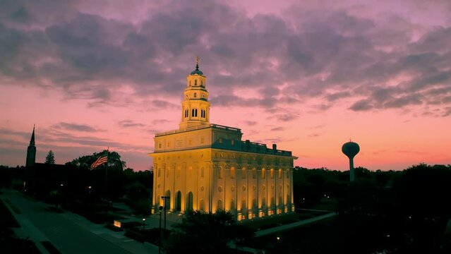 A stunning sunrise occurs at the Nauvoo Illinois Temple