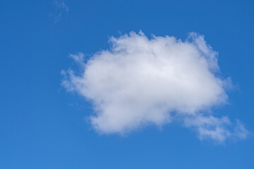 umulus clouds are clouds that have flat bases and are often described as puffy, cotton-like, or fluffy in appearance. Kamoana Pl / Aliinui Dr, Ko Olina , Honolulu, Oahu, Hawaii