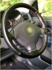 自動車のハンドル