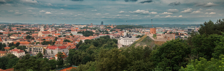 Obraz premium Vilnius Old Town Senamiestis, the lively, well-preserved Old Town, is renowned for historic buildings in a range of styles, from baroque and Gothic churches to the neoclassical Town Hall.