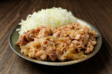 豚肉のしょうが焼き