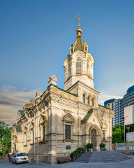 Fototapeta premium View of the Holy Myrrhbearers Cathedral in Baku, Azerbaijan, a Russian Orthodox Church with a traditional tower, dome and ornate facade