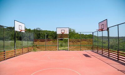 basketball hoop in an outdoor court