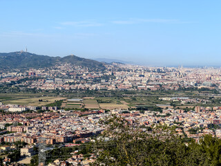 Fototapeta premium Views of Barcelona from the top of the Hermitage.
