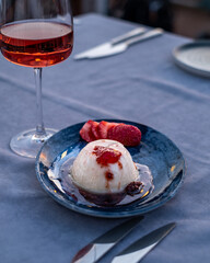 Strawberry ice cream desert 