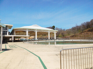 こどもの国　プール　横浜市青葉区