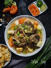 Sop buntut merupakan makanan khas Indonesia yang terkenal di seluruh nusantara dan banyak digemari dan digandrungi karena rasanya yang lezat dan gurih.