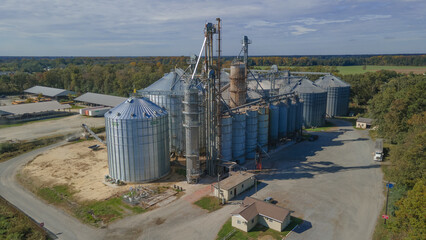 Grain Silos - Laurel Delaware © SugarFly Studios