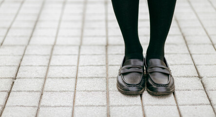 女子高校生・女子高生・女子中学生のローファー・スクールローファー