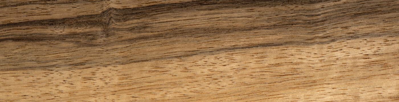 Black limba veneer with striking contrast and rich wood patterns