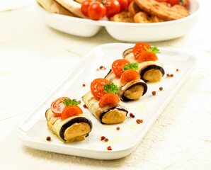 canelones de berenjena y humus