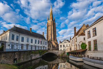 Naklejka premium Scenery of the Dijver Canal in the historic center of Bruges, Belgium