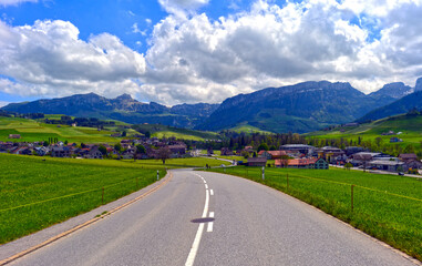 Gaiserstrasse zwischen Gais AR und Steinegg AI (Schweiz)