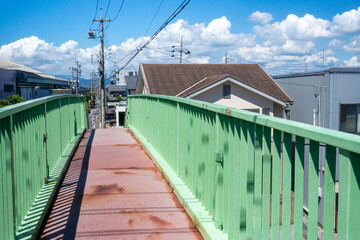 日本で撮影した歩道橋の写真