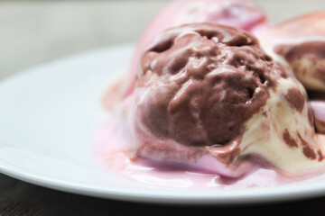 ice cream dessert