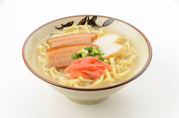 三枚肉そば（沖縄そば）