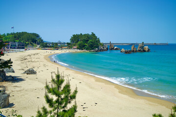 Chuam Beach with Chuam Candlestick Rock