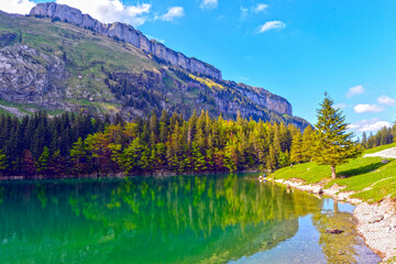 Der Seealpsee im Alpsteingebirge, Kanton Appenzell Innerrhoden (Schweiz)