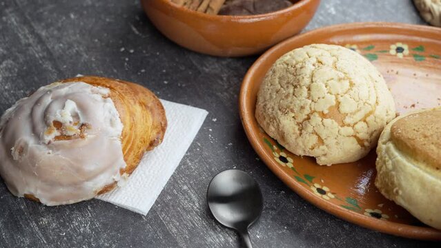 Concha of vanilla, Glazed Cinnamon Roll and Bulls Eye, mexican bread
