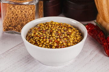 Spicy mustard sauce with seeds