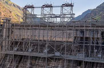 The gate controls at the top of the Hells Canyon Dam on the Oregon Idaho border