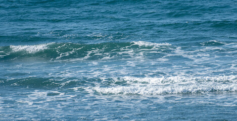 Fototapeta premium 打ち寄せる波