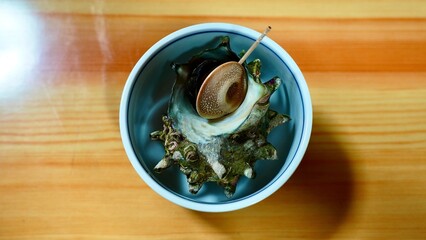 サザエの壺焼き